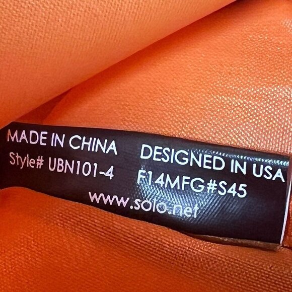 Solo Black Padded Laptop Computer Carrying Case Bag Tote Zippered Pockets - Picture 10 of 14